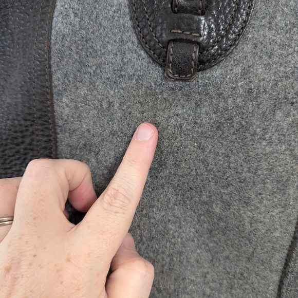 Banana Republic Y2K Leather and Wool Tote Bag - Picture 7 of 15